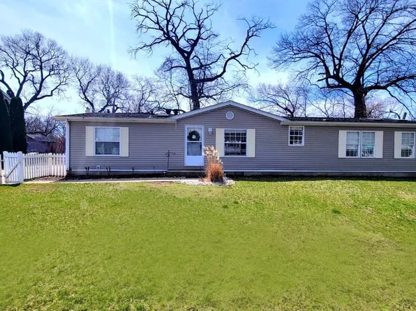 4241 Park Ave, Lake Station, IN 46405