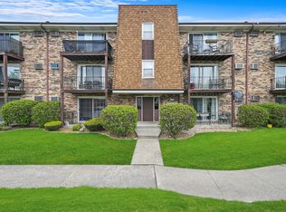 7104 99th St APT 106, Chicago Ridge, IL 60415