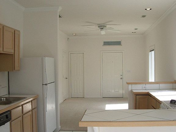 Open living area. Tall ceilings