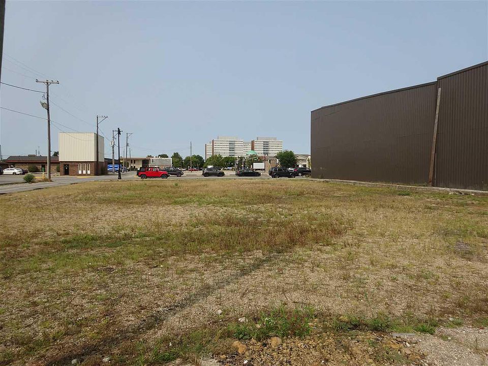 1st image of 321 Ohio St