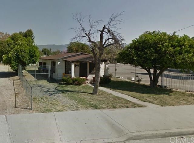 1st image of 1472 W 5th St