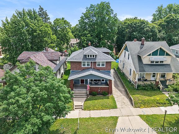 2nd image of 1038 Widdicomb Ave NW