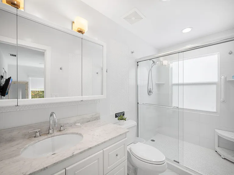 471 Mars Way — Photo 17