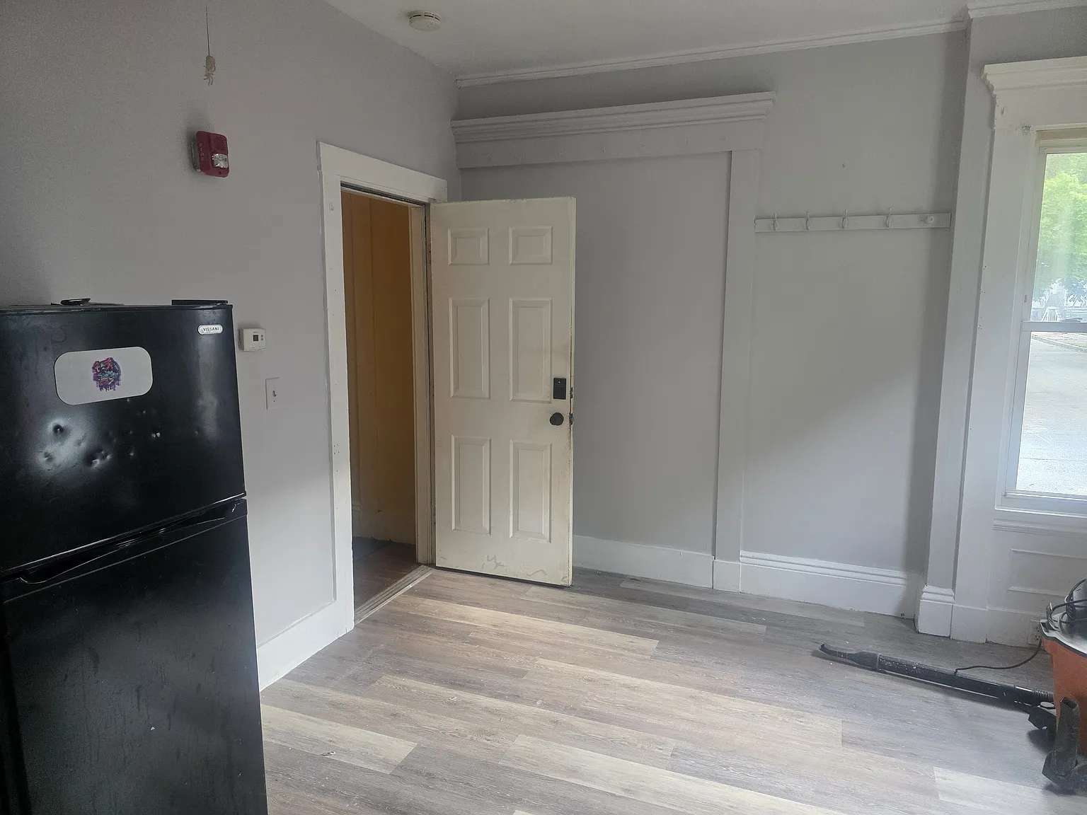 1 bed, 120 sqft, $900 — Photo 4