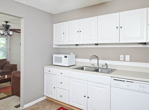 3rd image of 8924 McGee St