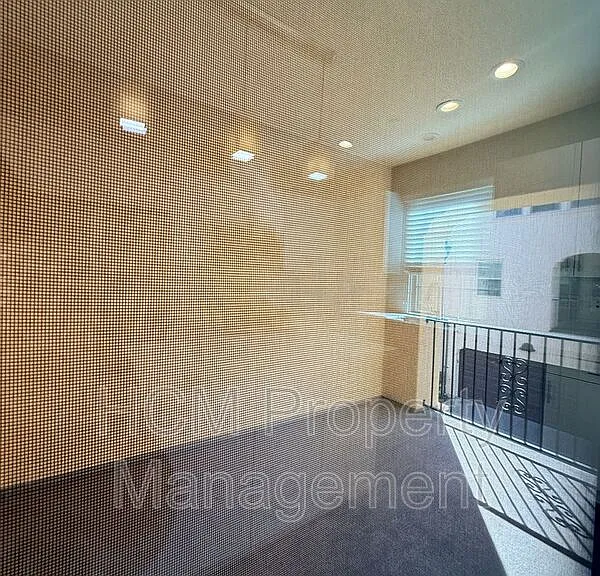 61 Tallowood — Photo 11