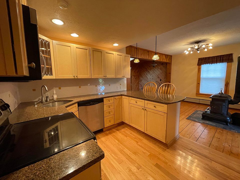 84 North Main Street, Milbridge, ME 04658 Zillow