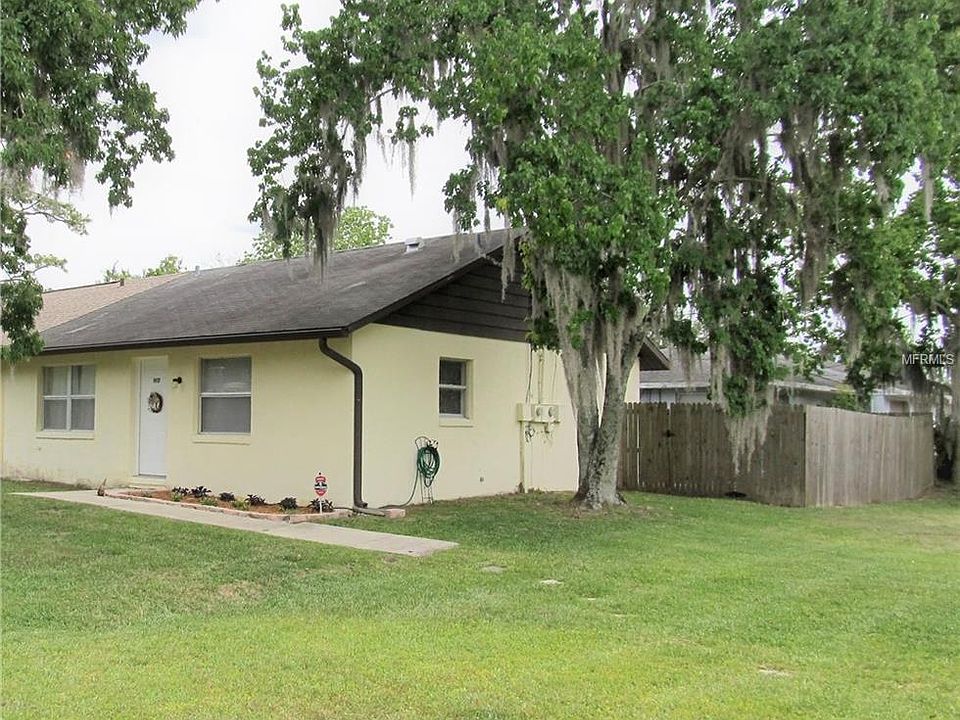 1st image of 1917 Park Manor Dr