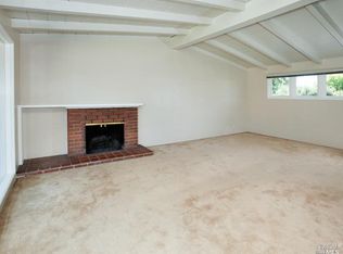12 Grande Vis, Novato, CA 94947