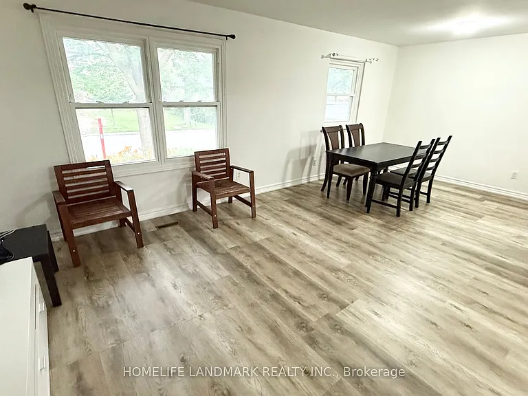 81 United Sq #MAIN FLOOR — Photo 2