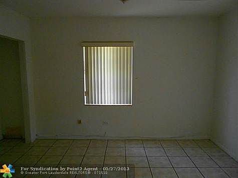 4th image of 15515 Leisure Dr
