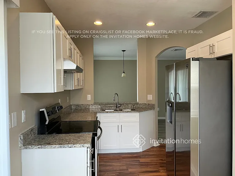 10120 Perthshire Cir — Photo 5