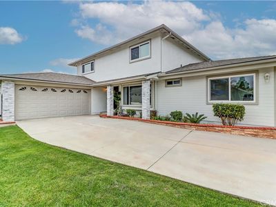 8282 Le Conte Dr, Huntington Beach, CA, 92646