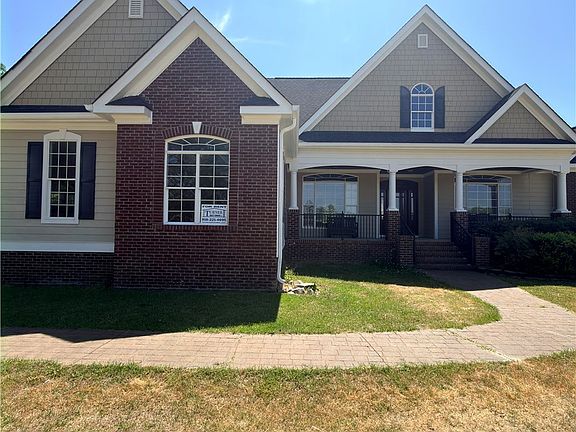 2nd image of 3686 Linden Rd