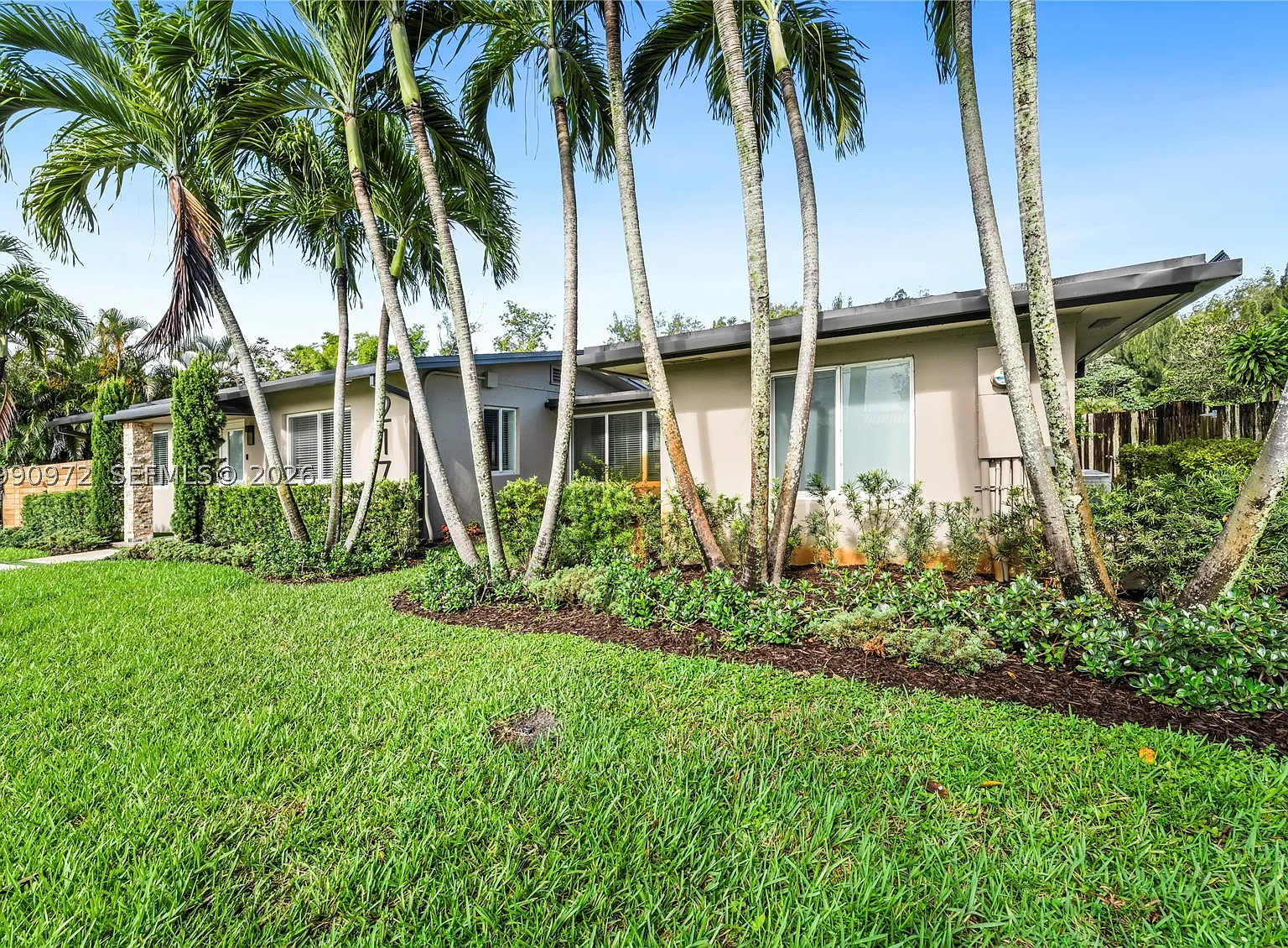 3 bed, 1726 sqft, $4,300 — Photo 4