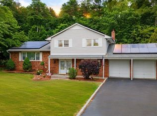 15 Rita Dr, Morris Plains, NJ 07950