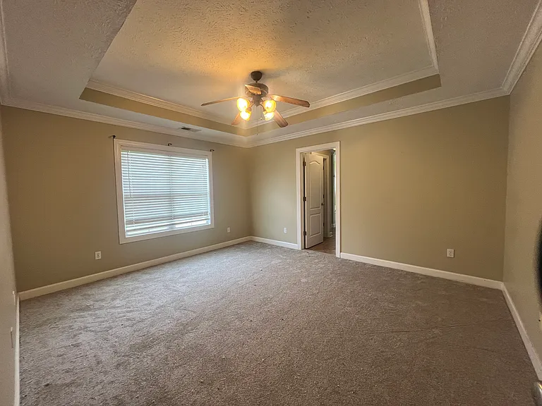 108 Stonecreek Ln — Photo 5