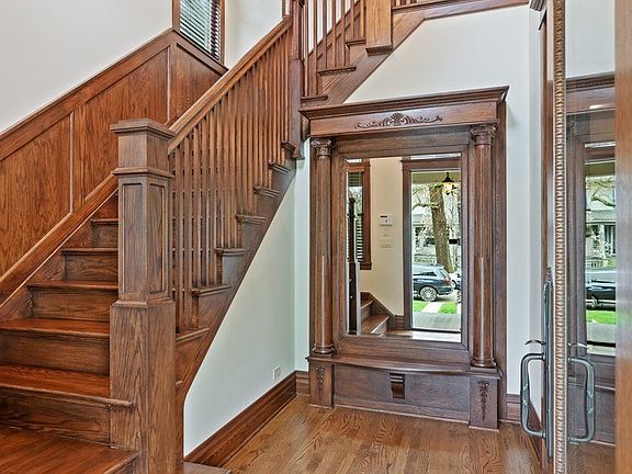 2nd image of 3721 N Lowell Ave
