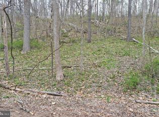 Saunders Dr, Falling Waters, WV 25419