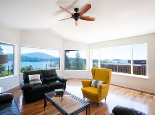 485 Abbs Rd, Gibsons, BC V0N1V9