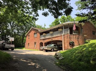 517 W Market St, Saint Joseph, MO 64505