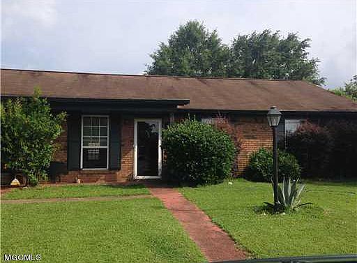 1st image of 62 Woodforest Dr