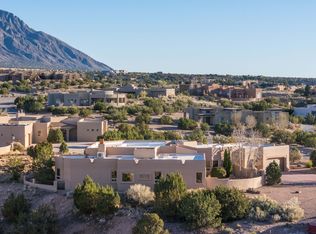 4 Meadows Pl, Placitas, NM 87043
