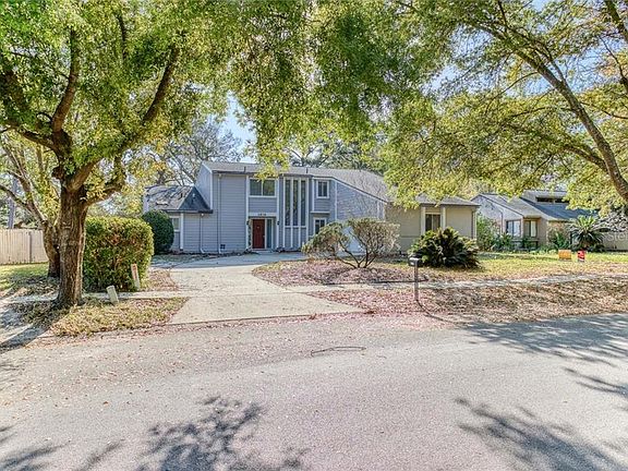 2nd image of 2836 Charmont Dr