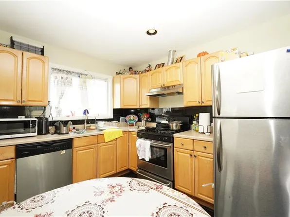 301 Lightner Avenue image 4 of 17