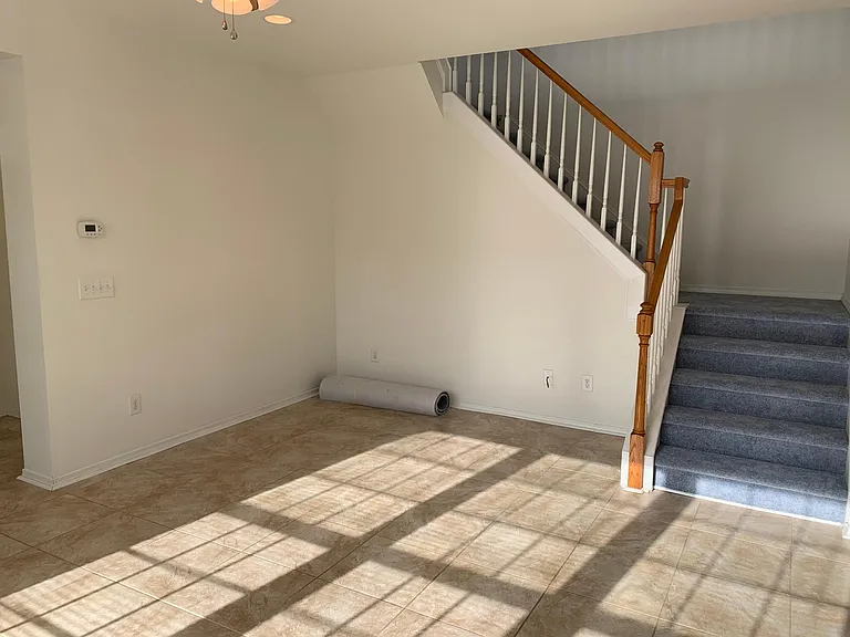 1819 Whirlaway Ct — Photo 8