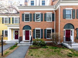 235 Main St #2, Norwich, VT 05055