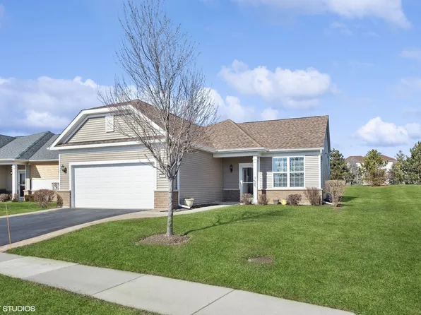 2852 Stoney Creek Dr, Elgin, IL 60124