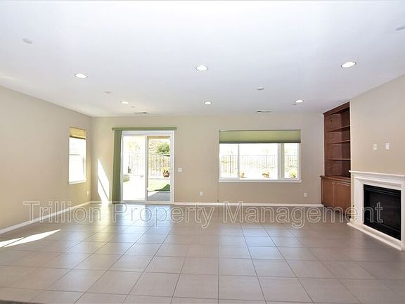2nd image of 44321 Marcelina Ct