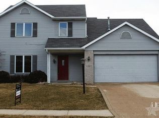 215 Old Bog Rd, Avilla, IN 46710