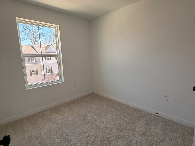 57 Silverbell Ave — Photo 11