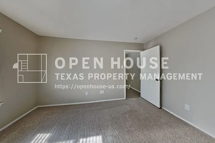 18607 Twigsworth Ln — Photo 11