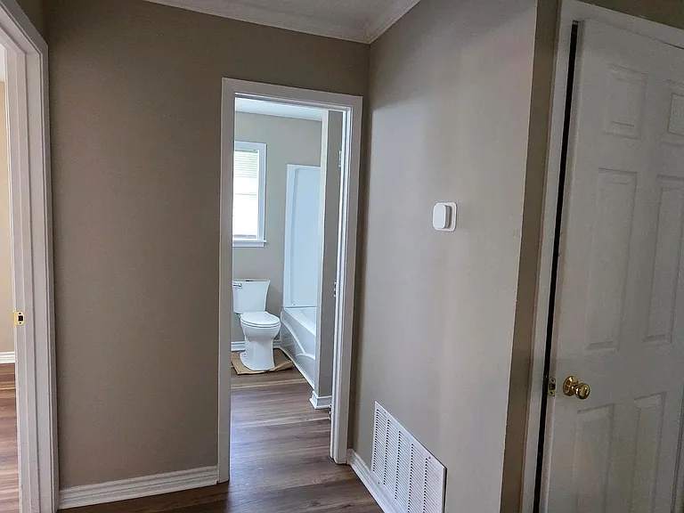 117 E Hoyt Dr — Photo 6