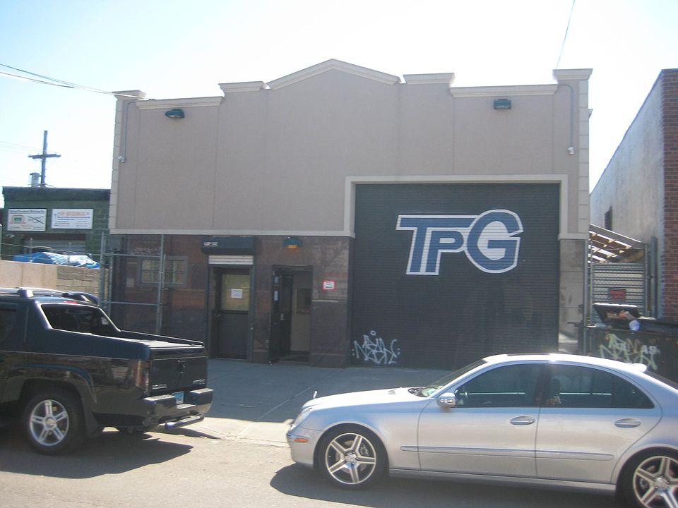1st image of 12612 18th Ave