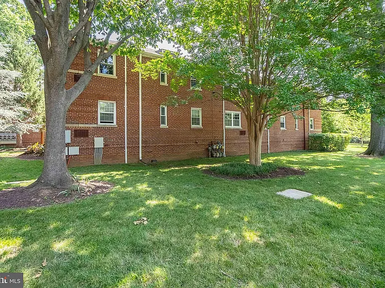 4374 N Pershing Dr #43744 — Photo 22