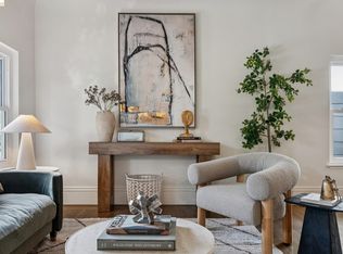 5216 Market St, Oakland, CA 94608
