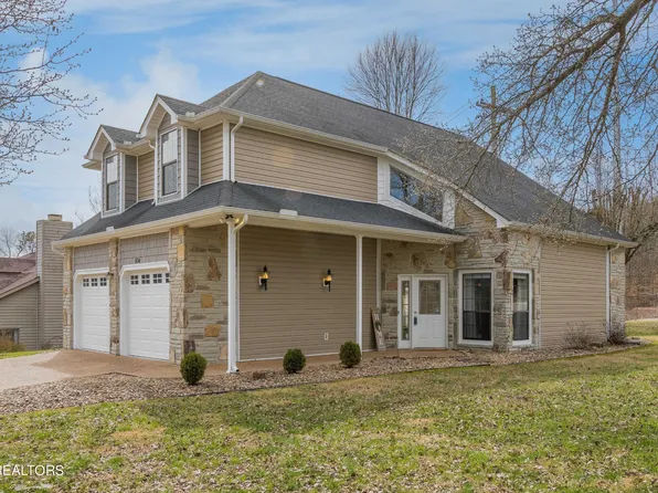104 Tiffany Pl, Oak Ridge, TN 37830