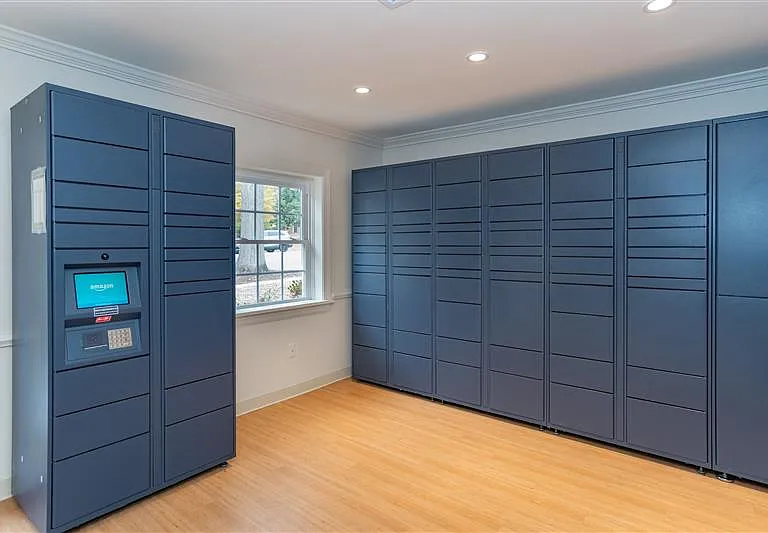 Malvern Manor Apartments — Photo 34