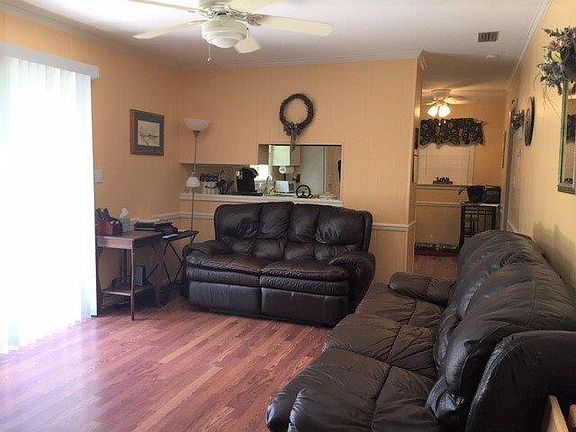 3rd image of 4004 Mulberry Pl