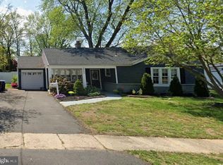 802 Devon Rd, Riverside, NJ 08075