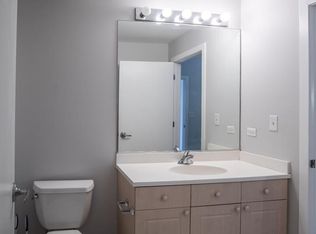 3500 S Sangamon St APT 403, Chicago, IL 60609