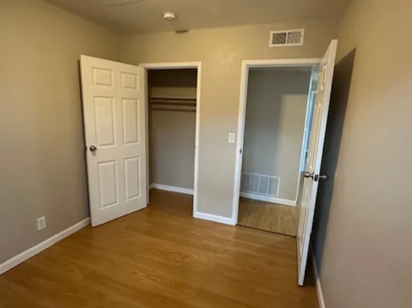 10275 Mills Station Rd APT 20, Rancho Cordova, CA 95670