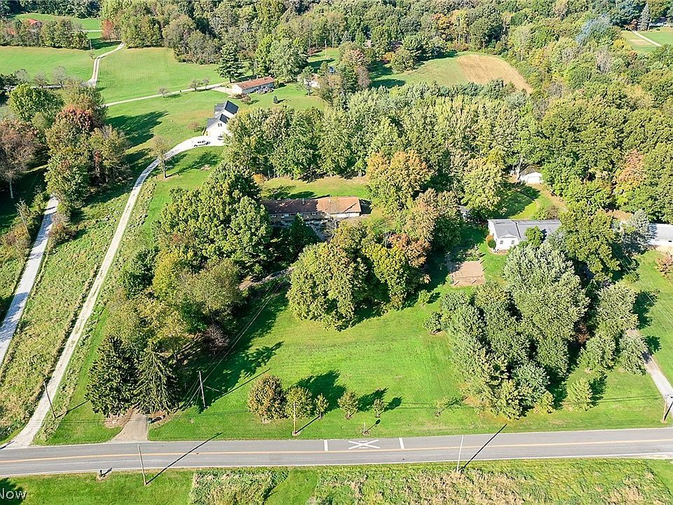 2645 Smith Kramer St NE, Hartville, OH 44632 Zillow
