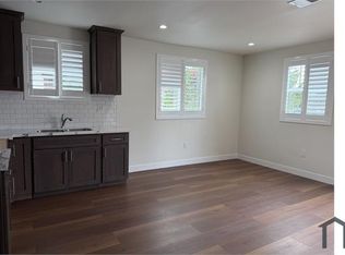 1129 W 61st St, Los Angeles, CA 90044