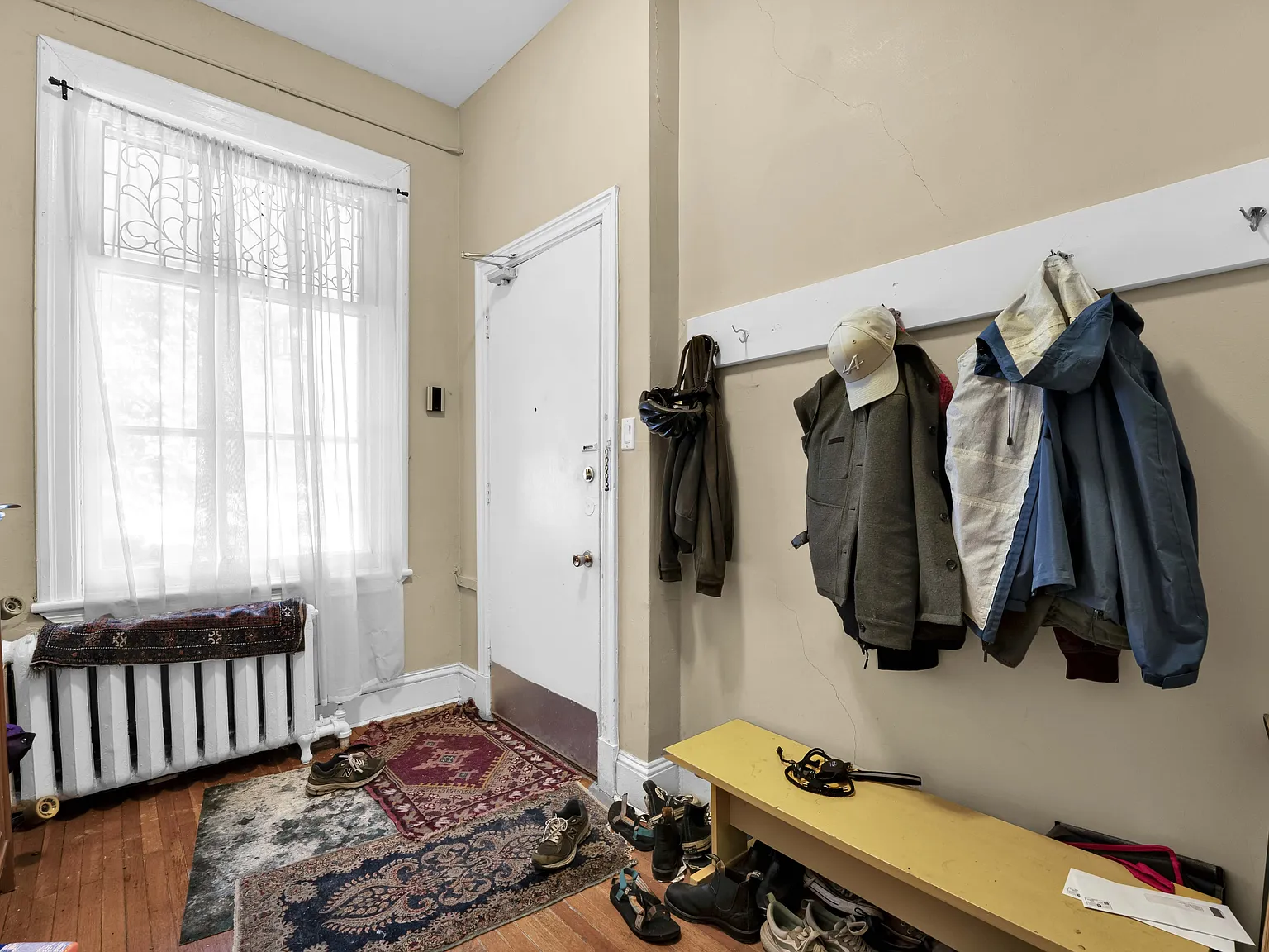 290 Daly Avenue — Photo 2