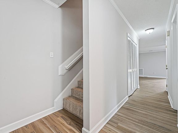 2nd image of 646 Middleton Ave